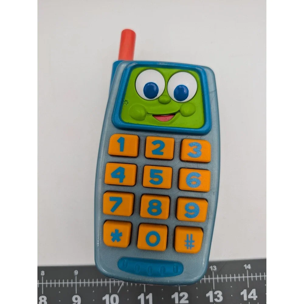 Playskool Toy Cell Phone Cool Crew 2003 Hasbro Chunky Buttons Smiling Face